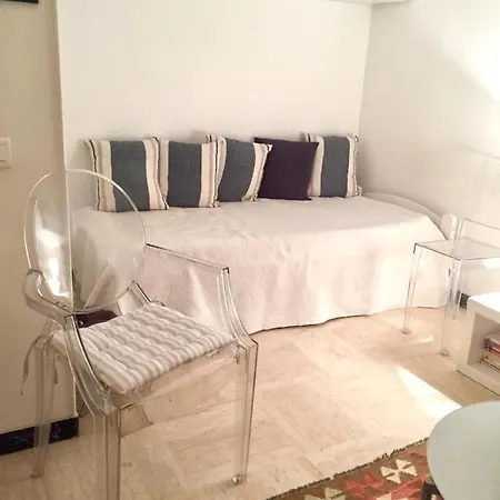 Nicestudio With Air Conditioning Minimum 7 Nights * 昂蒂布